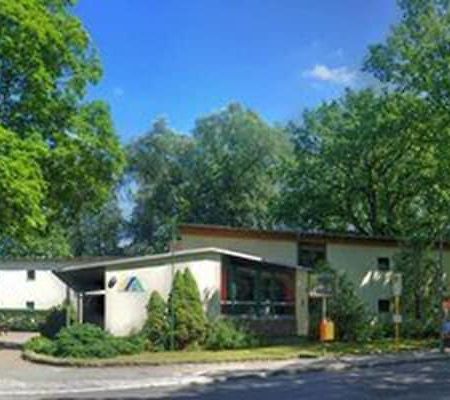 Jugendherberge Ernst Reuter Glienicke/Nordbahn Eksteriør billede